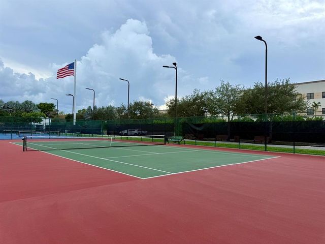 5717 Coral Lake Dr 205, Pompano Beach, FL 33063