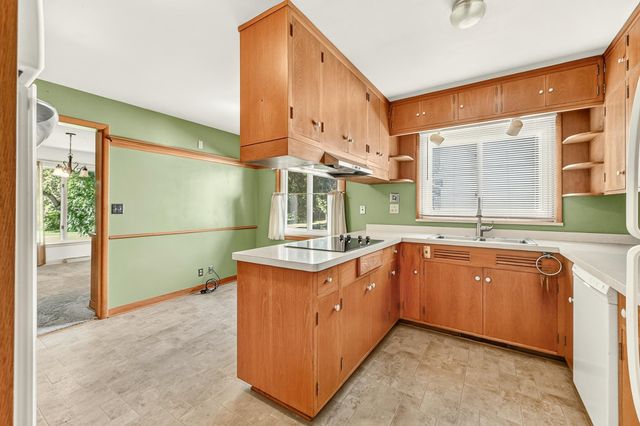 1230 4th Street NW, Rochester, MN 55901
