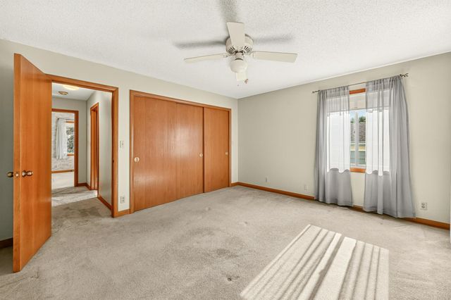 1230 4th Street NW, Rochester, MN 55901