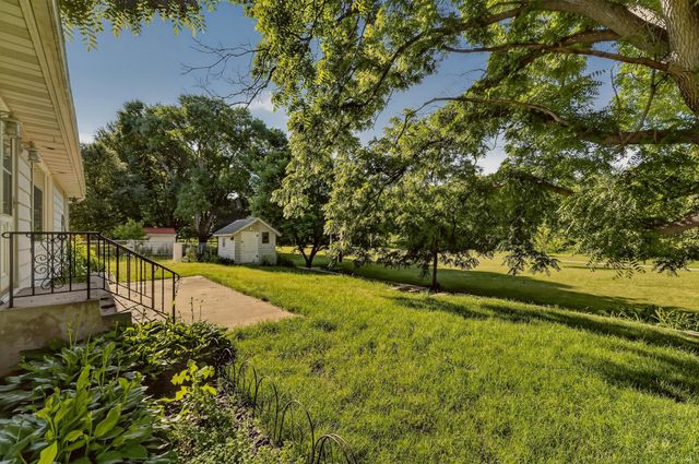 1230 4th Street NW, Rochester, MN 55901