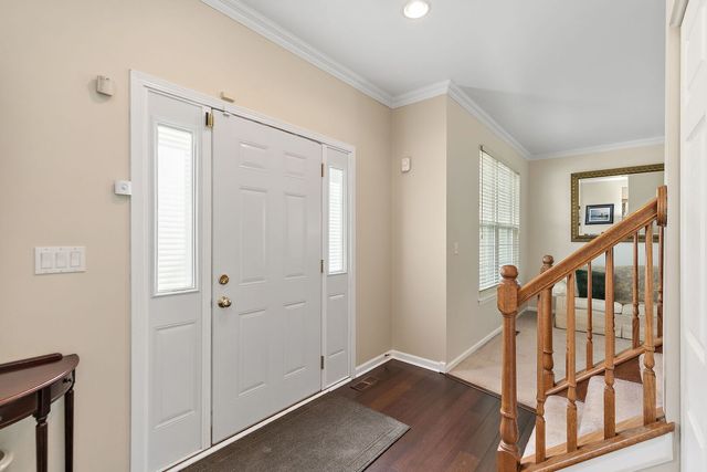 925 Cortney Drive, Carpentersville, IL 60110