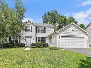 925 Cortney Drive, Carpentersville, IL 60110