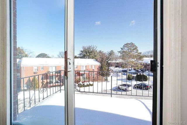 51 Bon Aire Circle 7707, Suffern, NY 10901