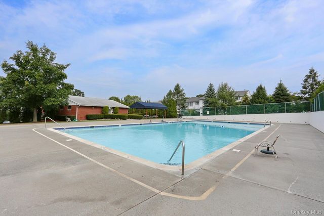 51 Bon Aire Circle 7707, Suffern, NY 10901