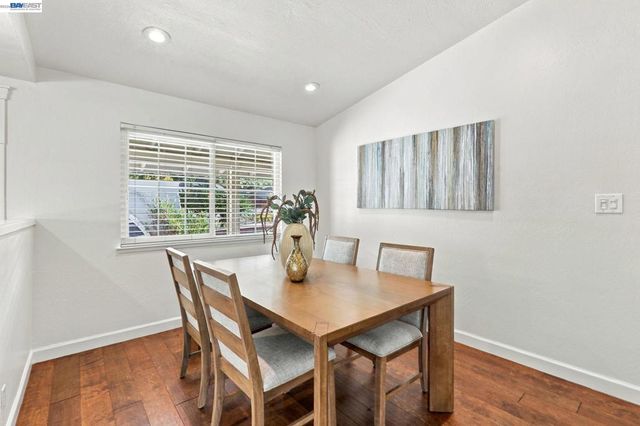 5370 Myrtle Dr, Concord, CA 94521