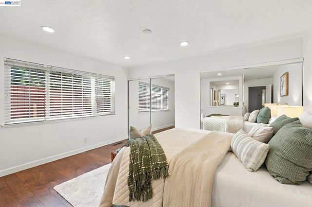 5370 Myrtle Dr, Concord, CA 94521