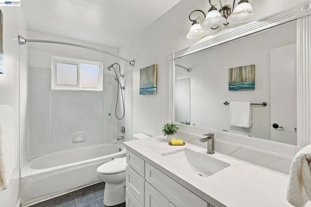5370 Myrtle Dr, Concord, CA 94521