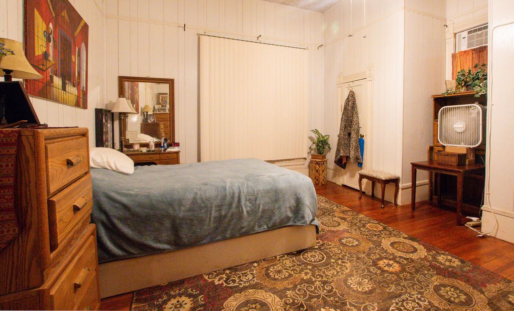 Image 18 of property listing at 404 N Broadway Street, Ballinger, TX 76821