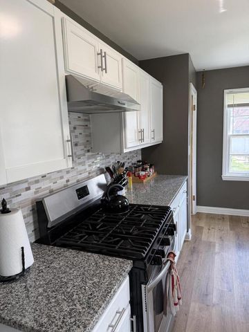 7331 43rd AVENUE, Kenosha, WI 53142