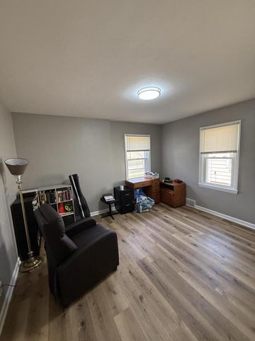 7331 43rd AVENUE, Kenosha, WI 53142