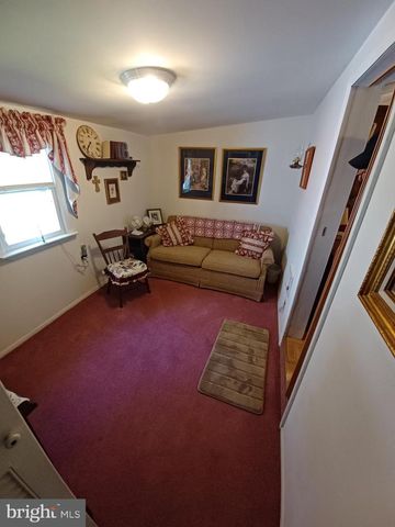 2 PARK AVE, Monroeville, NJ 08343