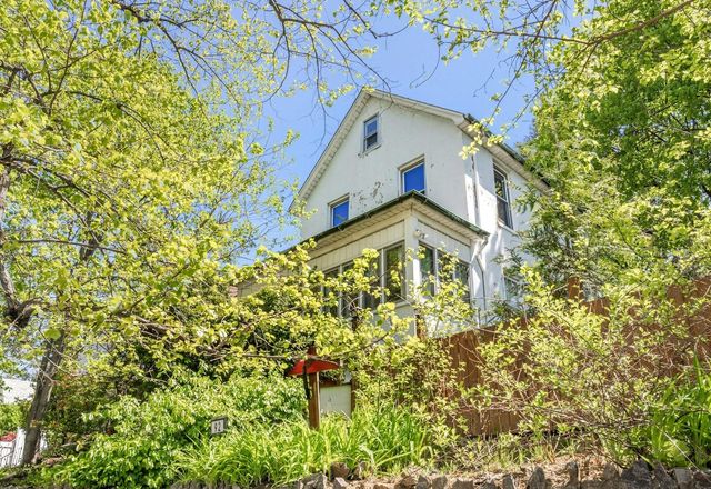 92 Ridgewood Ave Avenue, Yonkers, NY 10704