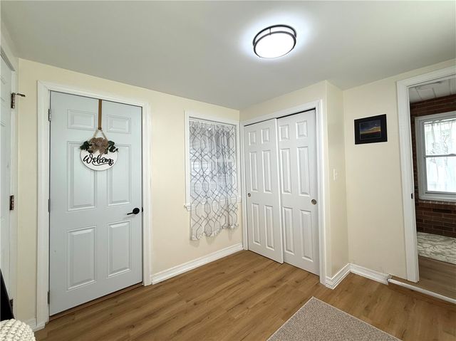 461 River Road, Lincoln, RI 02865