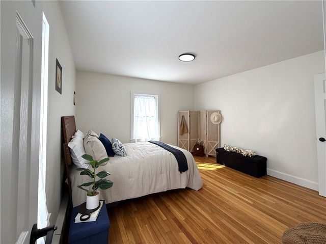 461 River Road, Lincoln, RI 02865