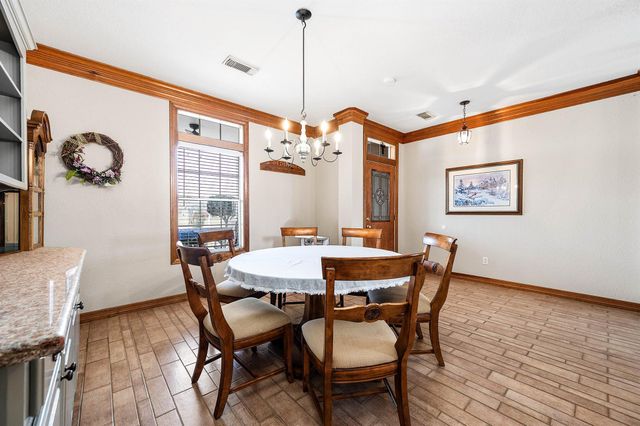 4127 Country Trails Street, Alvin, TX 77511