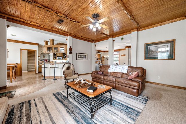 4127 Country Trails Street, Alvin, TX 77511