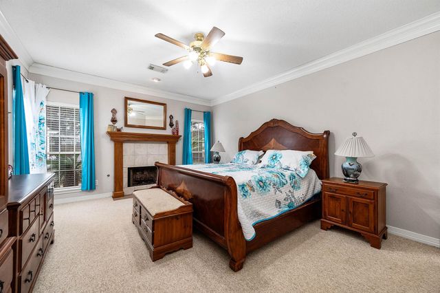 4127 Country Trails Street, Alvin, TX 77511