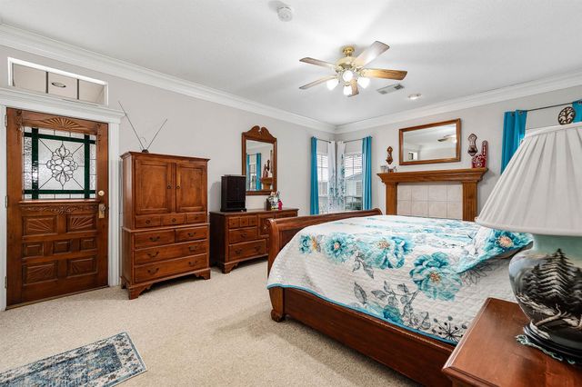 4127 Country Trails Street, Alvin, TX 77511