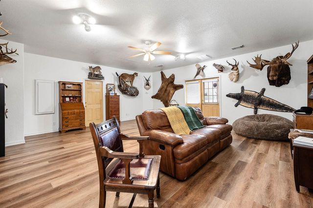 4127 Country Trails Street, Alvin, TX 77511