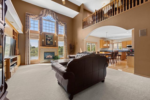 20745 Independence Court, Lakeville, MN 55044