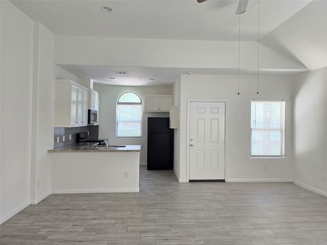 3702 Wylie Street B, Houston, TX 77026