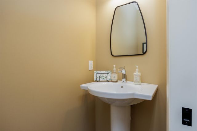 6 Samoset Road, Sunapee, NH 03782