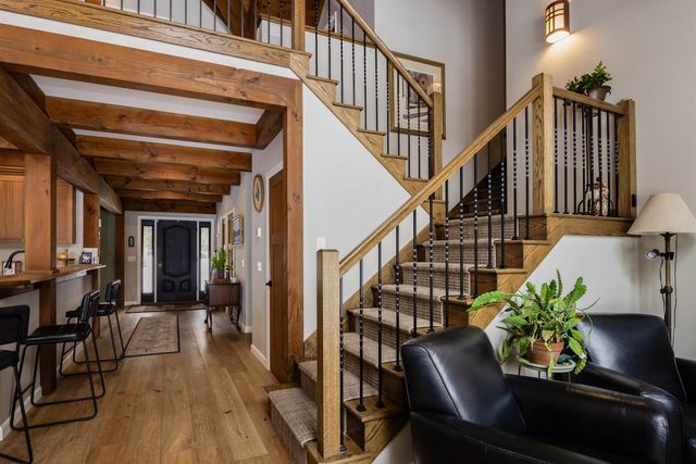 6 Samoset Road, Sunapee, NH 03782