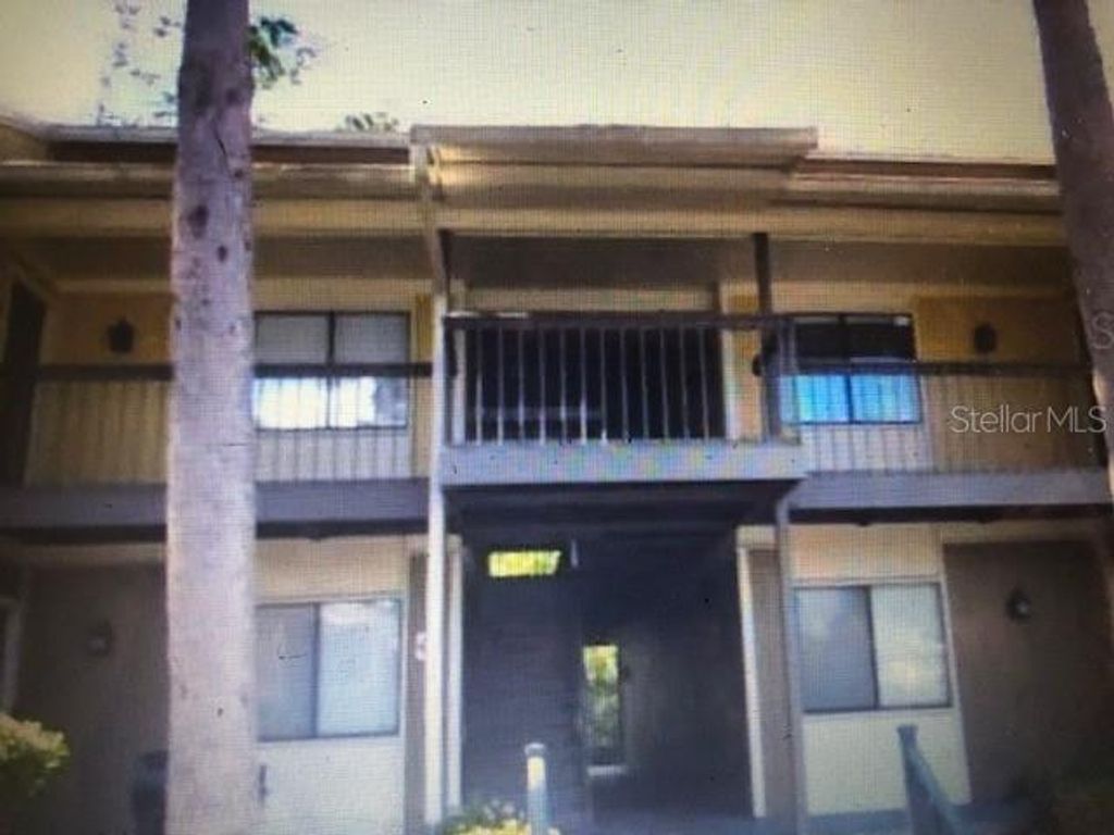 13289 ARBOR POINTE CIRCLE 201, Tampa, FL 33617