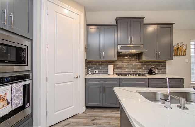 1971 Highland Meadows Drive, Pearland, TX 77089