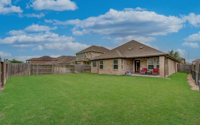 1971 Highland Meadows Drive, Pearland, TX 77089