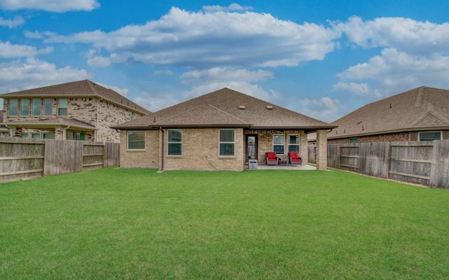 1971 Highland Meadows Drive, Pearland, TX 77089
