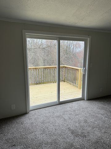 1515 Old Hwy 31, E, Westmoreland, TN 37186