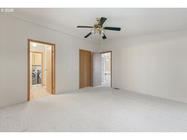 8300 Ne QUATAMA St 104, Hillsboro, OR 97006