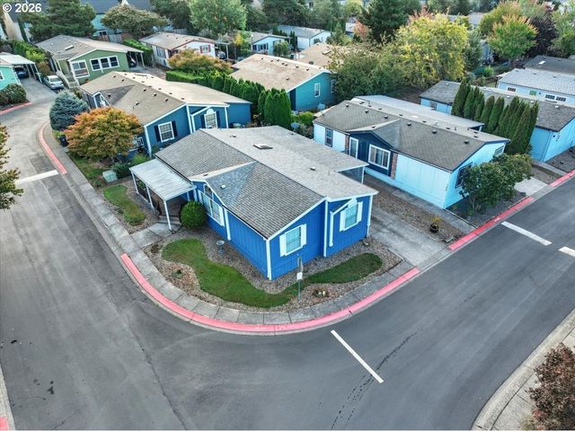 8300 Ne QUATAMA St 104, Hillsboro, OR 97006
