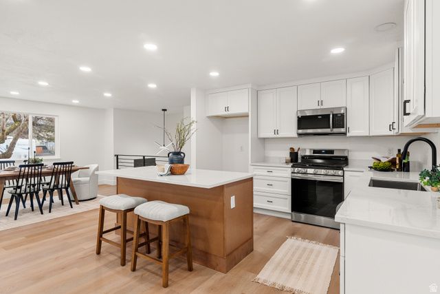 6095 S 2600 W, Roy, UT 84067