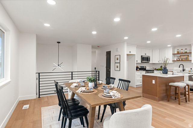 6095 S 2600 W, Roy, UT 84067