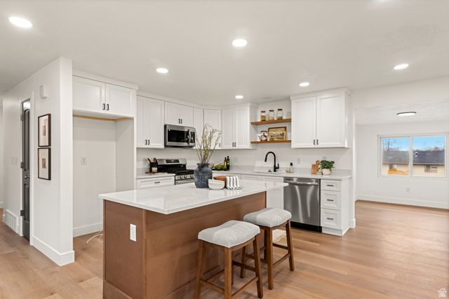 6095 S 2600 W, Roy, UT 84067