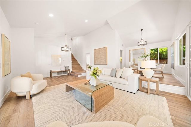 17 Blazing Star, Irvine, CA 92604