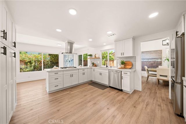 17 Blazing Star, Irvine, CA 92604