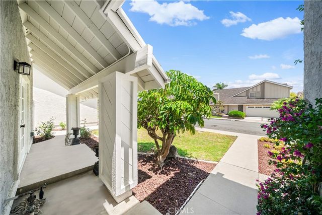 17 Blazing Star, Irvine, CA 92604