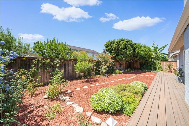 17 Blazing Star, Irvine, CA 92604