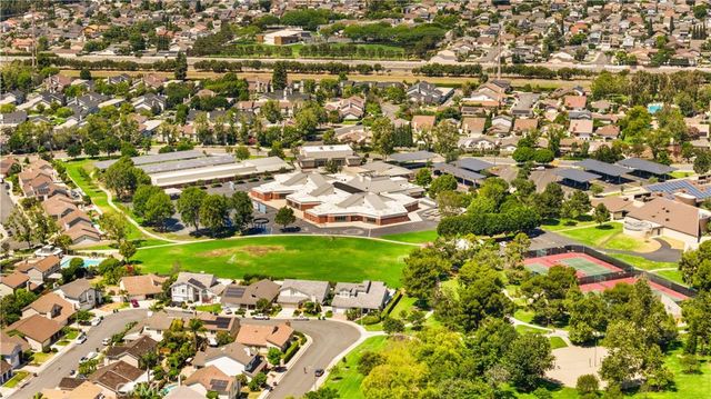 17 Blazing Star, Irvine, CA 92604