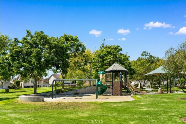 17 Blazing Star, Irvine, CA 92604