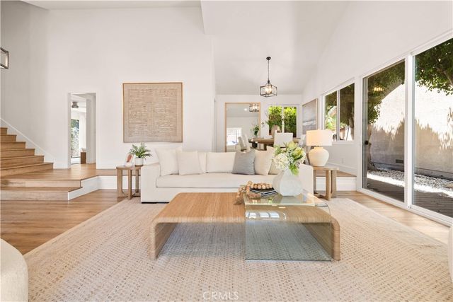 17 Blazing Star, Irvine, CA 92604