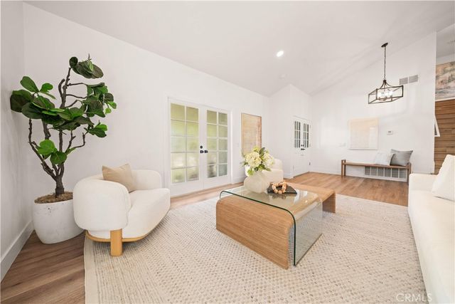 17 Blazing Star, Irvine, CA 92604