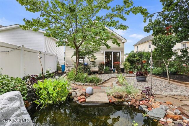 19 Manchester Avenue, Keyport, NJ 07735