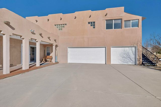 4 Glitter Gulch Way, Edgewood, NM 87015