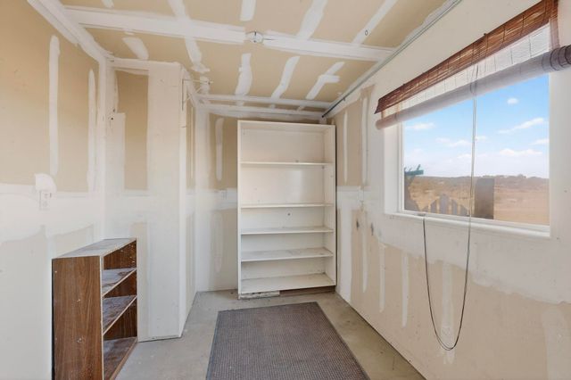 4 Glitter Gulch Way, Edgewood, NM 87015