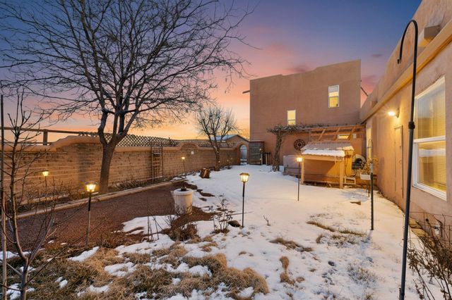 4 Glitter Gulch Way, Edgewood, NM 87015