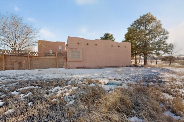 4 Glitter Gulch Way, Edgewood, NM 87015